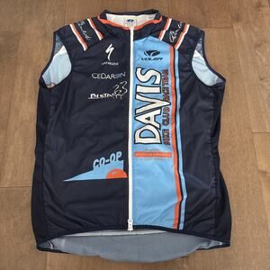 Volea Cycling Vest – Men’s Large, Lightweight, Davis, CA Brand